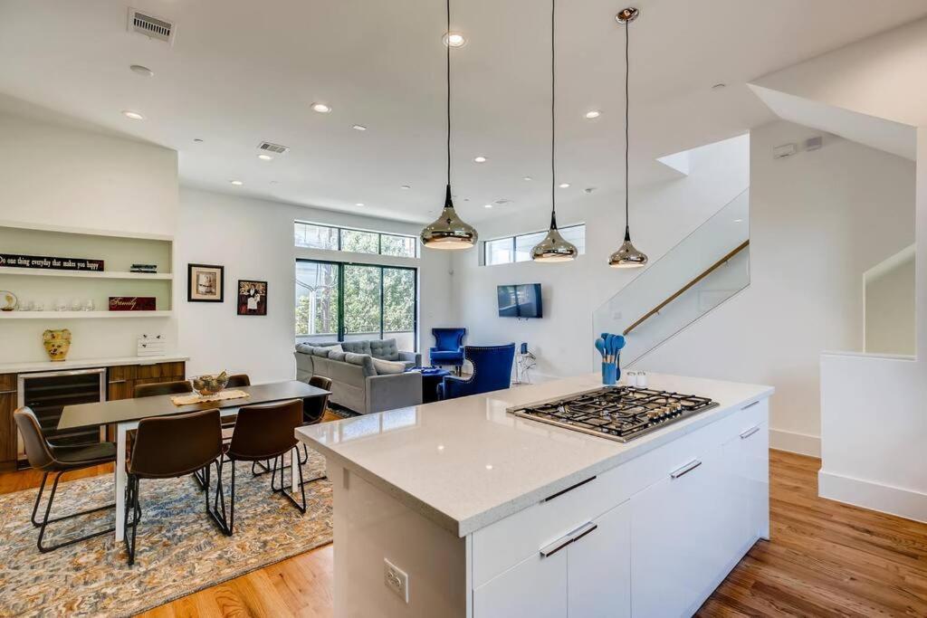 4 Story Home Mins To Downtown Houston With City Views Luaran gambar