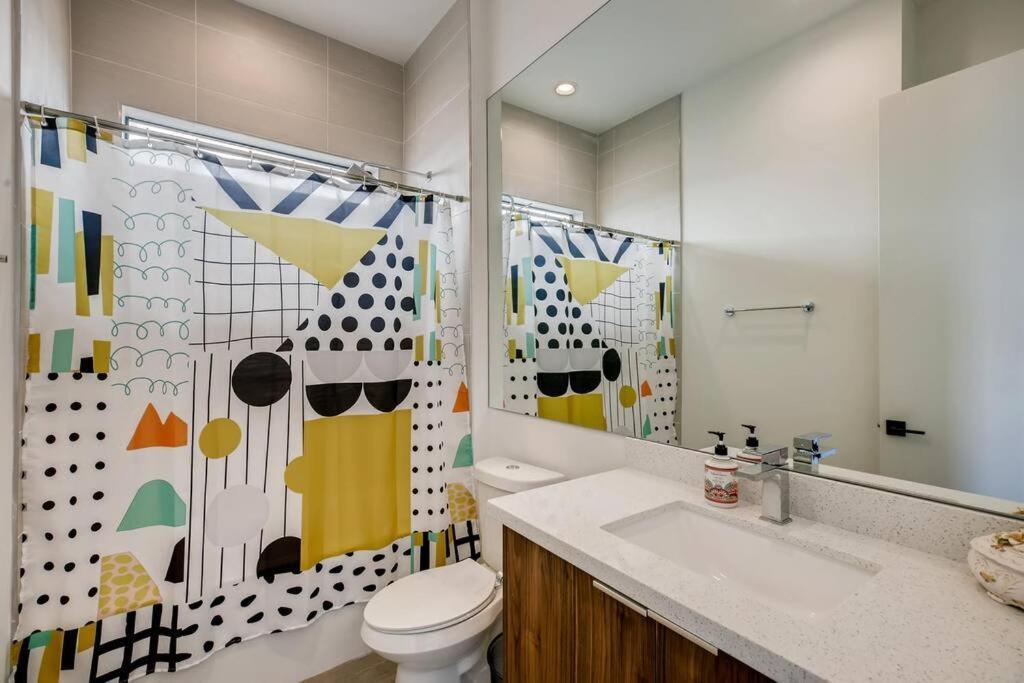 4 Story Home Mins To Downtown Houston With City Views Luaran gambar